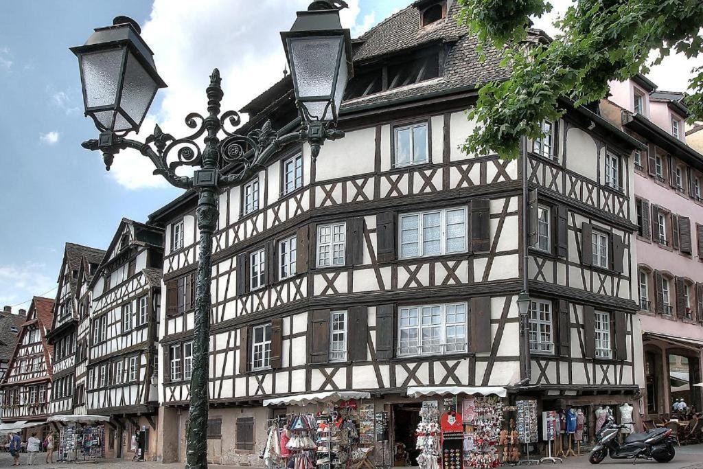 Au Coeur De La Petite France Apartment Strasbourg Exterior foto